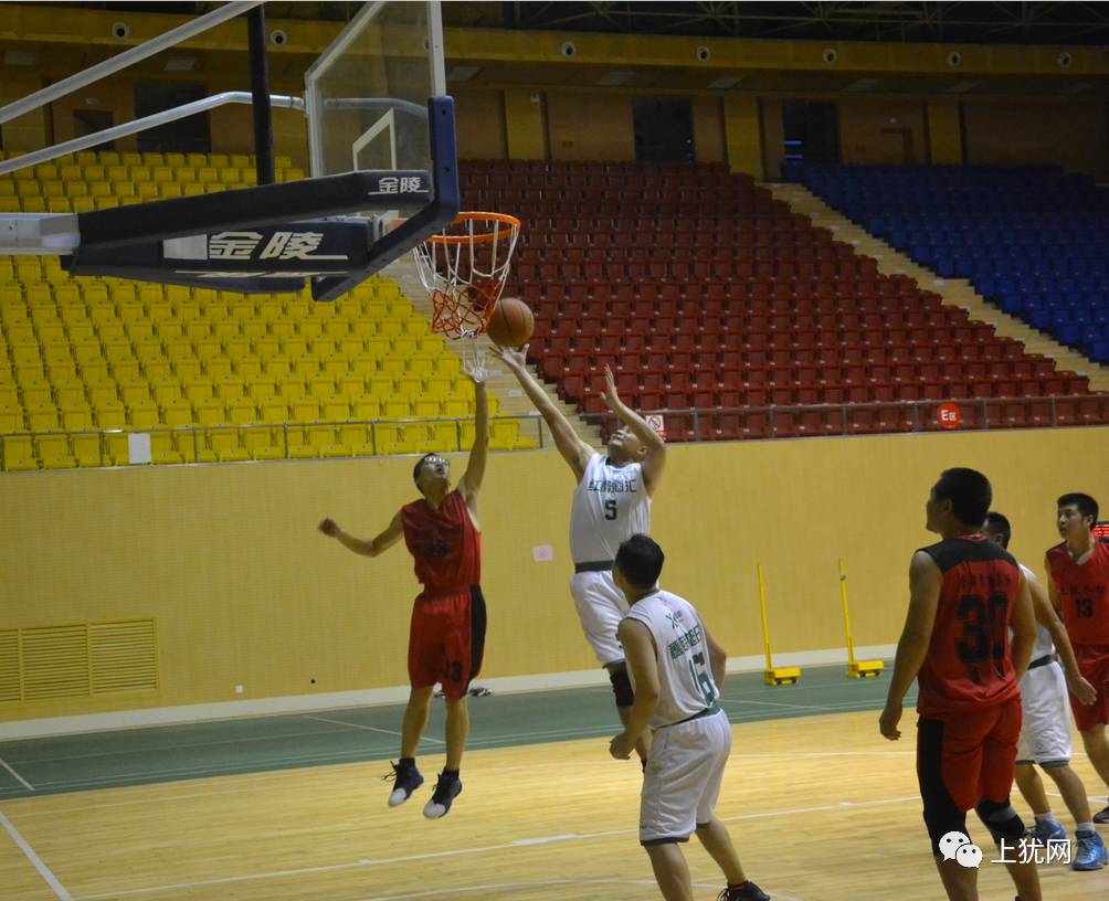 爱游戏登录入口-包含以“篮球文化+旅游”新模式打造体育旅游产业链的词条