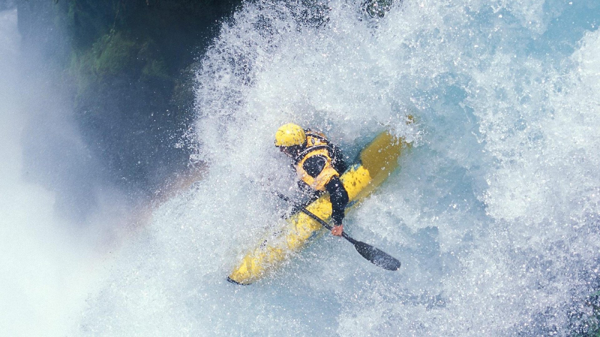-“秘技大公开：漂移与操控的极致表现”，漂移的操作要领